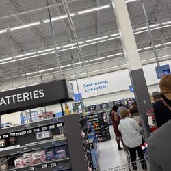 Walmart - Two registers open on a Sunday
