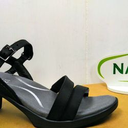 Conreco Shoes - Company: Naot