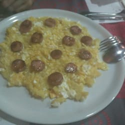 L'autentika - Huevos rotos con longaniza. Para gustos