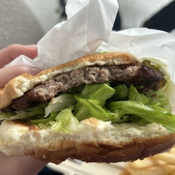 Big Guys Burger and Pizza - Cheese Burger - Food Court Near Me - Oakland, California Big Guys Burger and Pizza - Cheese Burger - Food Court Near Me - Oakland, California
