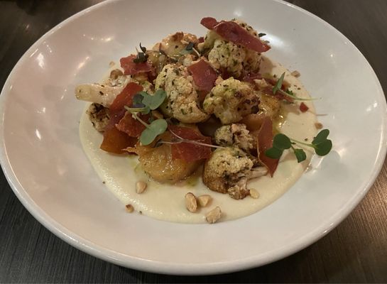 Mezzaluna & The Drawing Room by null