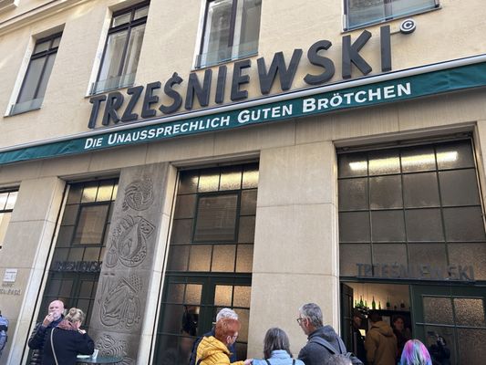 Buffet Trzesniewski Dorotheergasse by null