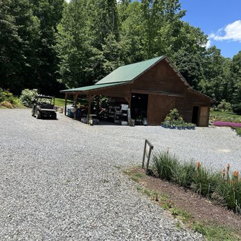 Creekside Nursery - Landscaping Near Me - Dallas, North Carolina