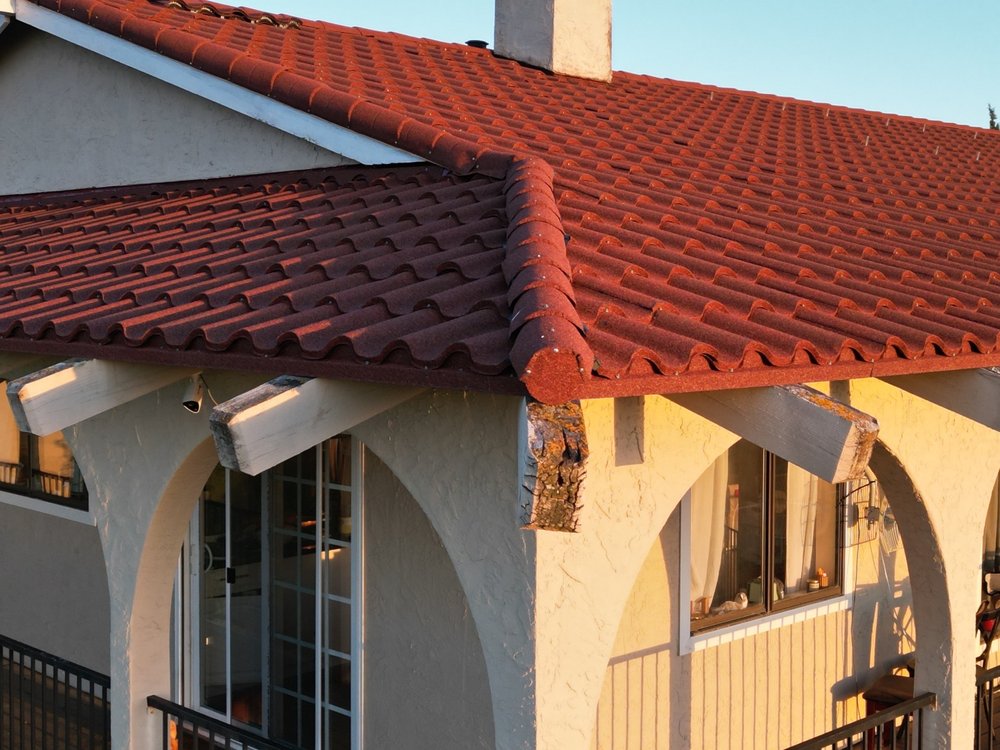 Slide of Paragon Roofing