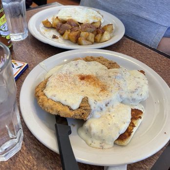 Bill's Café - Breakfast & Brunch Near Me - Pleasanton, California
