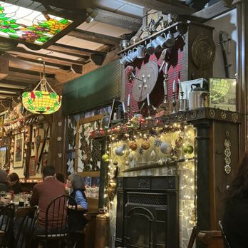 Penny Lane Pub - the fireplace and dining area - Pubs Near Me - Richmond, Virginia Penny Lane Pub - the fireplace and dining area - Pubs Near Me - Richmond, Virginia