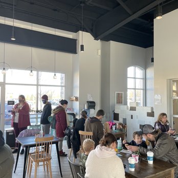 Rose & Lois - Interior - Coffee & Tea Near Me - Carmel, Indiana Rose & Lois - Interior - Coffee & Tea Near Me - Carmel, Indiana