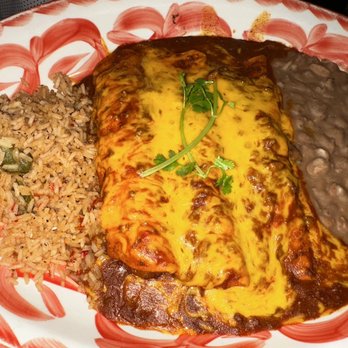 Lupe Tortilla Mexican Restaurant - Beef Enchiladas - Mexican Near Me - Irving, Texas