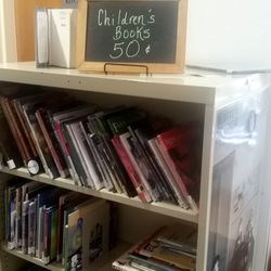 Friends Bookstore