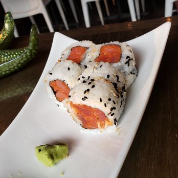 Rock Wrap & Roll - Spicy Tuna Roll - Thai Near Me - Chicago, Illinois Rock Wrap & Roll - Spicy Tuna Roll - Thai Near Me - Chicago, Illinois