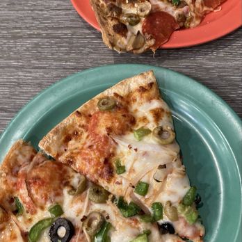 Best Pizza In Town - Pizza Near Me - Boiling Springs, South Carolina