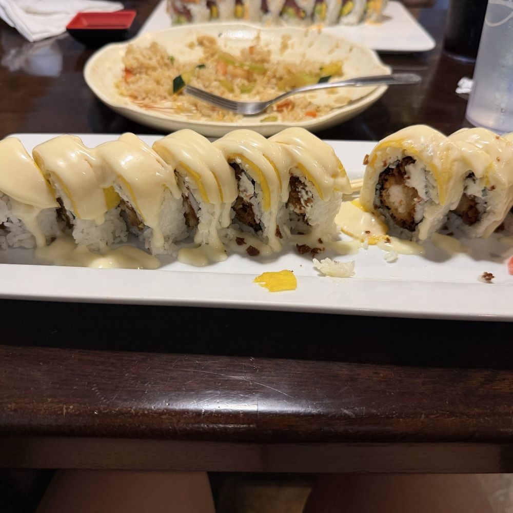 Kiyomi - Kiyomi Roll - Japanese Near Me - Syracuse, Indiana