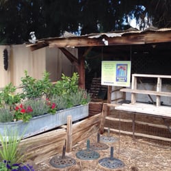 Maya's Farm - Exterior