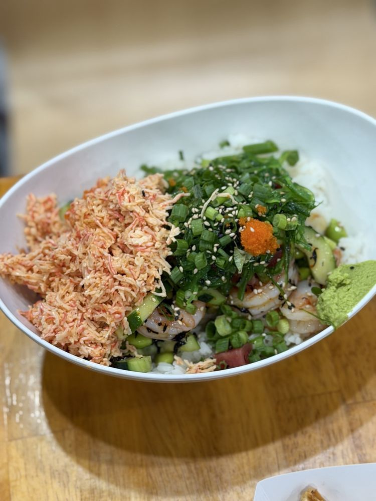 Food from Hau’oli Poke