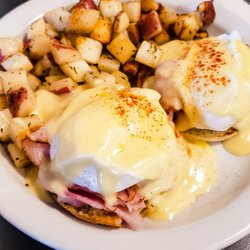 Loula's Cafe