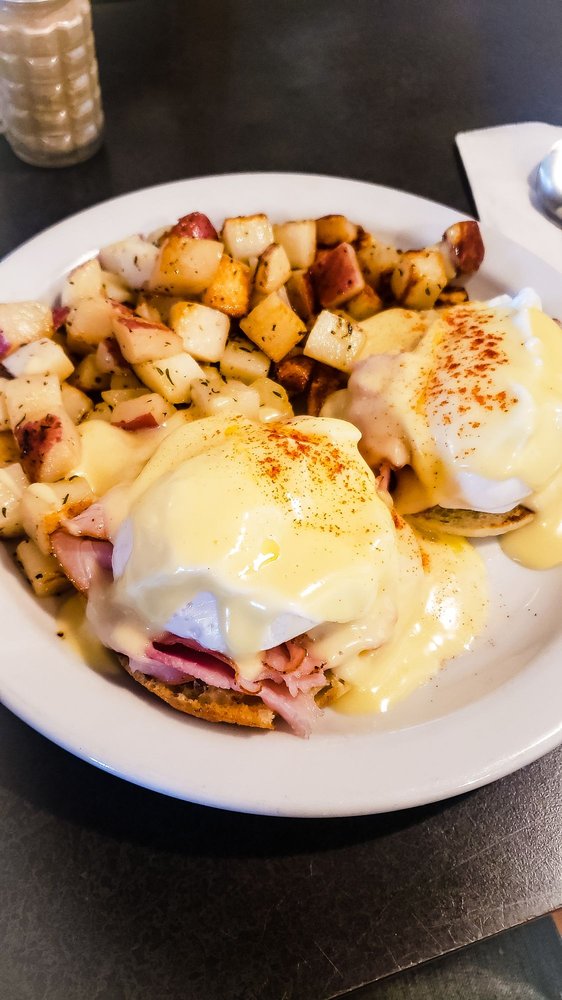 Loula's Cafe