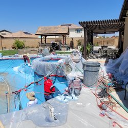 Tropical Breeze Custom Pools - Pebble plaster phase