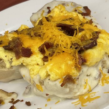 Cornerstone Bakery & Cafe - Biscuits and Gravy - Bakeries Near Me - Ruidoso, New Mexico