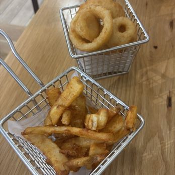 Pepper Lunch - Basket of beer bartered onion rings and French fries. - Teppanyaki Near Me - Honolulu, Hawaii Pepper Lunch - Basket of beer bartered onion rings and French fries. - Teppanyaki Near Me - Honolulu, Hawaii