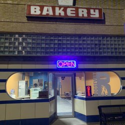 Roosevelt Brewing Co Taproom - Clovis - We're open!  Old sign, new business:)