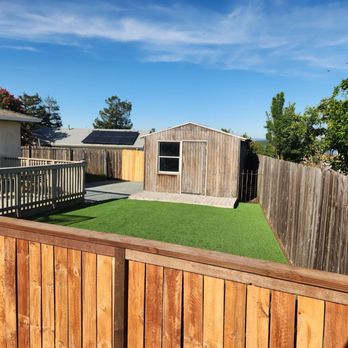 Millawns - Put up a partition fence and turf - Artificial Turf Near Me Millawns - Put up a partition fence and turf - Artificial Turf Near Me