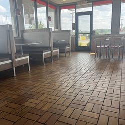 Burger King - Dining area