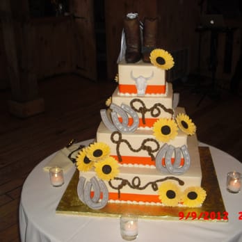 Montilio's Baking Company - momma's wedding cake! - Bakeries Near Me - Brockton, Massachusetts