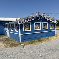 Tacos y Pupusas - Front of business