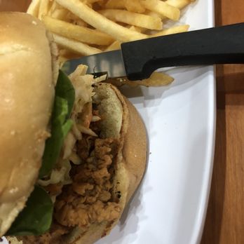 Ruby Slipper Metairie - Crispy Chicken sandwich - Breakfast & Brunch Near Me - Metairie, Louisiana Ruby Slipper Metairie - Crispy Chicken sandwich - Breakfast & Brunch Near Me - Metairie, Louisiana