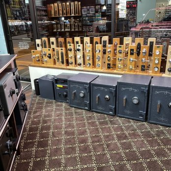 Suffolk County Locksmith - Keys & Locksmiths Near Me - Bohemia, New York