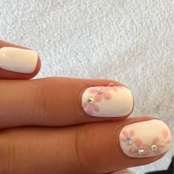 Happiest Nails & Spa - Daughters nails - Nail Salons Near Me - Oceanside, California