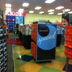 Shoe Carnival