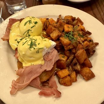The Smith - The Smith Eggs Benedict - New American Near Me - New York, New York The Smith - The Smith Eggs Benedict - New American Near Me - New York, New York