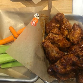 Buffalo Wild Wings - 10 Traditional Wings - Sports Bars Near Me - Jackson, Michigan