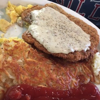 Louise's Pantry - Chicken fried steak perfect - American Near Me - La Quinta, California