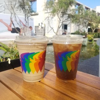 La Colombe Coffee Roasters - Oat Draft Latte and Lemon Cold Brew - Coffee & Tea Near Me - San Diego, California
