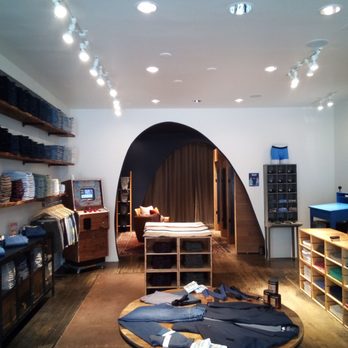 Mugsy - Men's Clothing Near Me - Chicago, Illinois