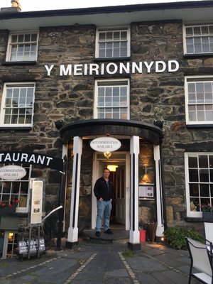 Y Meirionnydd by null