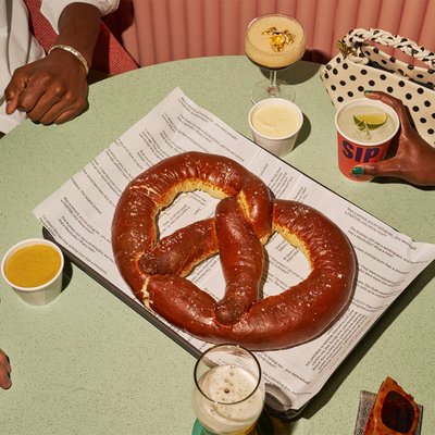 Netflix Bites by null