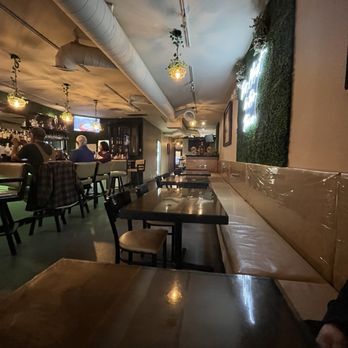 Fusion Restaurant & Bar - Vietnamese Near Me - Riverside, California