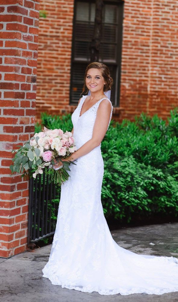 Bride's Bouquet Logo
