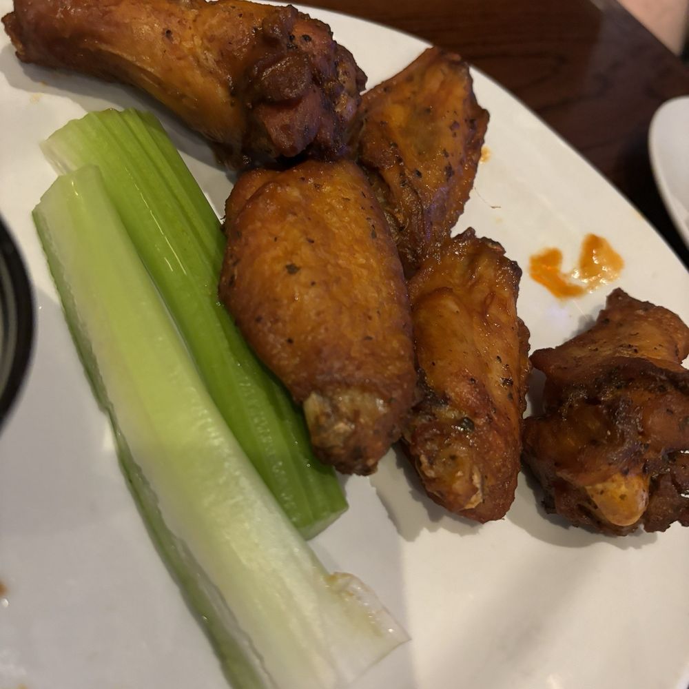 Sam's Place - Buffalo wings - Sports Bars Near Me - Hendersonville, Tennessee Sam's Place - Buffalo wings - Sports Bars Near Me - Hendersonville, Tennessee