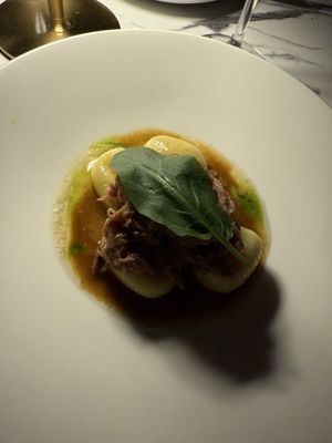 6 Restaurant - NYC by null