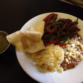Santo Café - Beef fajitas - Cafeteria Near Me - Guanajuato, GUA Santo Café - Beef fajitas - Cafeteria Near Me - Guanajuato, GUA