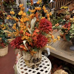 Wolf Hill Garden Center