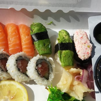 Sushi Yama - Mellan sushi ta med. Bra förpackning och räkan numera borta! - Sushi Bars Near Me - Uppsala, C Sushi Yama - Mellan sushi ta med. Bra förpackning och räkan numera borta! - Sushi Bars Near Me - Uppsala, C