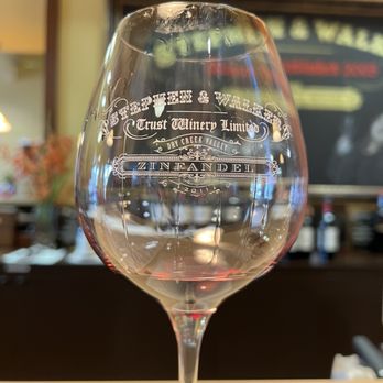 Stephen & Walker - Wine Tasting Room Near Me - Healdsburg, California