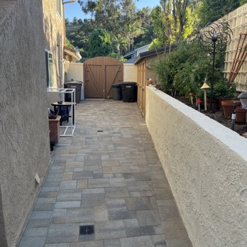 Hillside Pavers - Landscaping Near Me Hillside Pavers - Landscaping Near Me