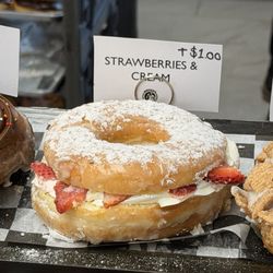 Strawberries & Cream (Yeast Raised)