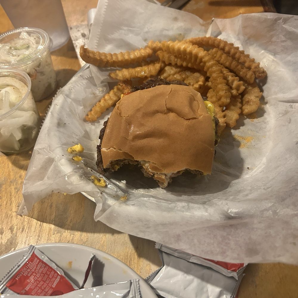 Smash burger with FF Smash burger with FF